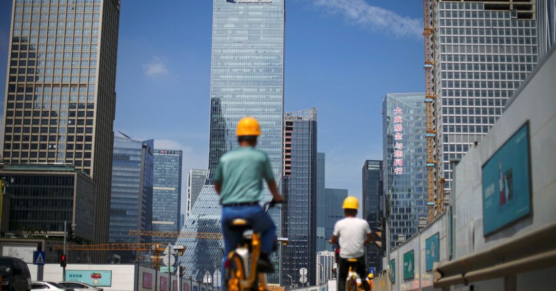 In ‘miracle’ city Shenzhen, fears for China’s economic future