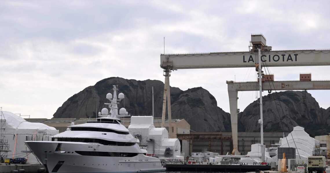 A petition calling for a sanctioned Russian oligarch’s superyacht to be used as a hotel for Ukrainian refugees has gained almost 30,000 signatures