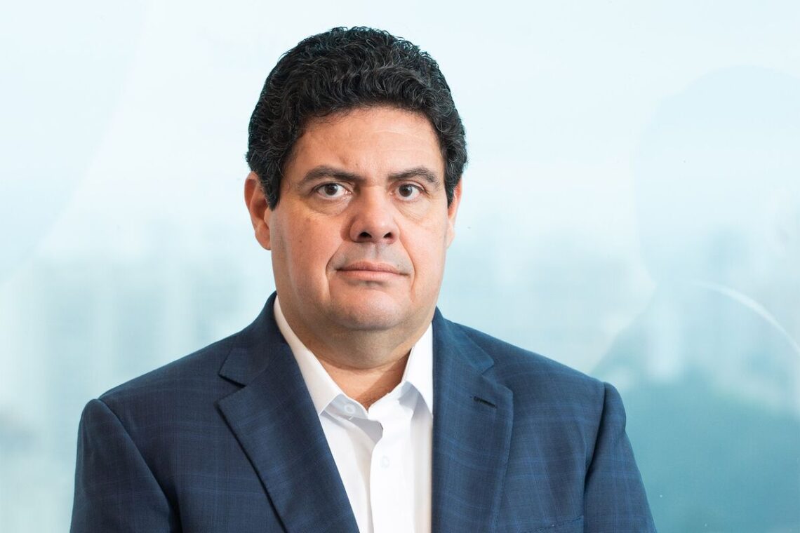 Brazil Meat Baron Marcos Molina Seeks to Fix BRF Before Possible Marfrig Merger