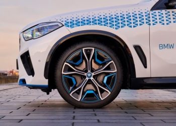 2 000kW trucks and BMW’s iX5 might unlock SA’s Hydrogen potential